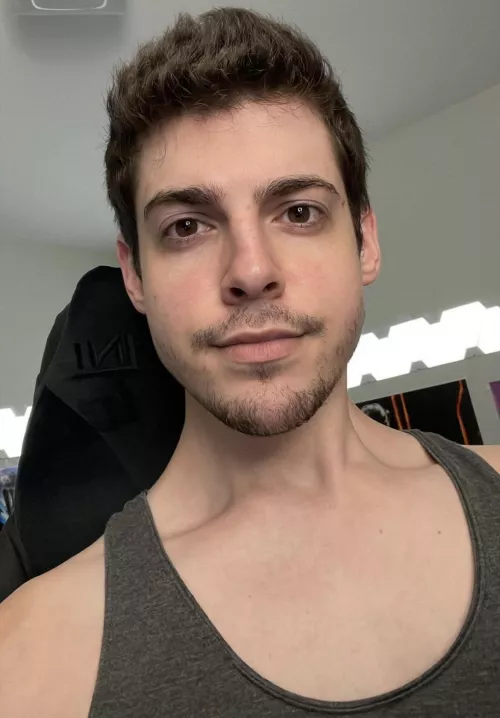 Just worked out.. feeling good bros by casscagex