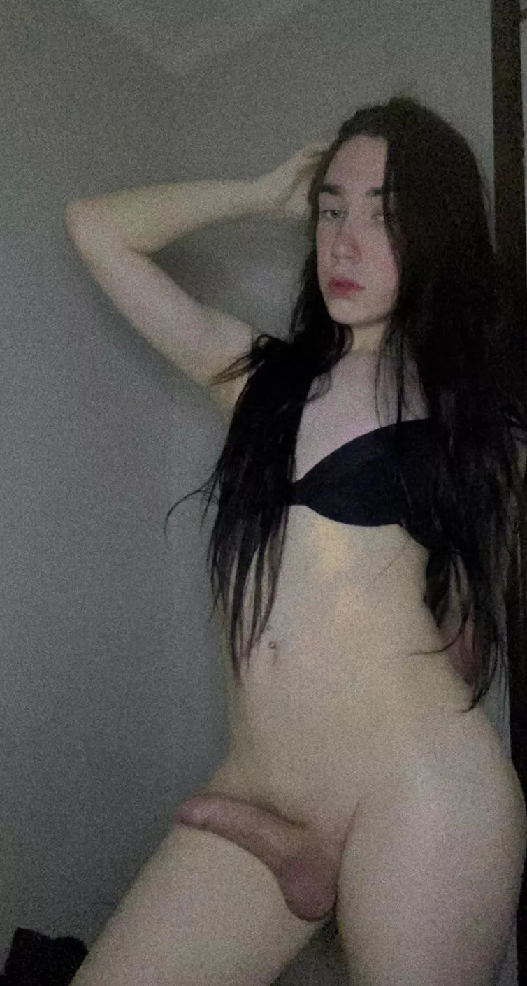 Just your average girl 🍆🤪 posted by jackyrohan