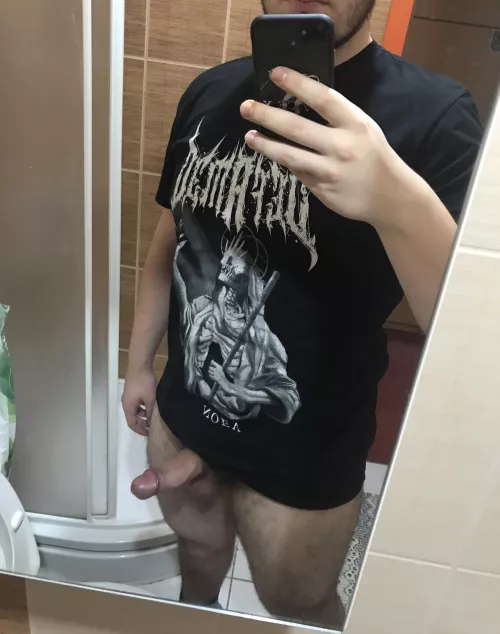 Just your friendly (and horny) neighbourhood metalhead by HornyBiGuyInHis20s