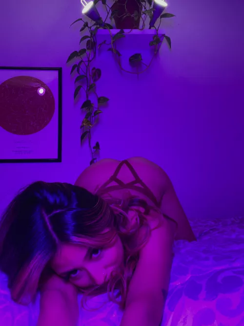 Just your little slut waiting to be fucked 😈 by lollola01