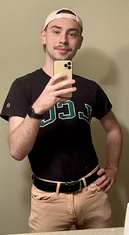 Just your local pizza boy saying hello :) by Eggsy-B