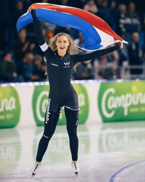 Jutta Leerdam, Dutch speedskater by flightofthenochords