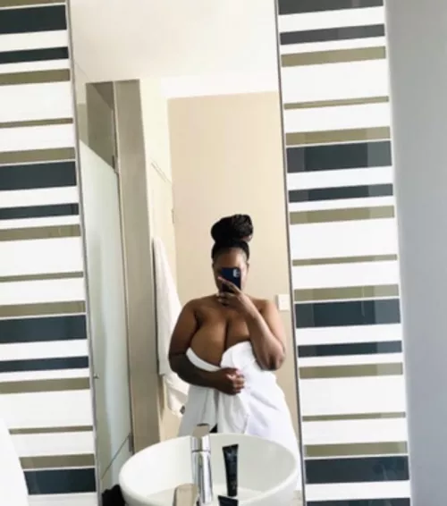 K: suprememikey26 send sample and verify by Joeevans183