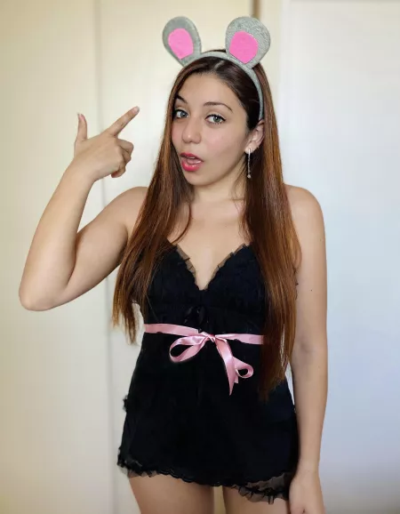 Karen Smith (Mean Girls) by Autumn Red. by Autumnred_