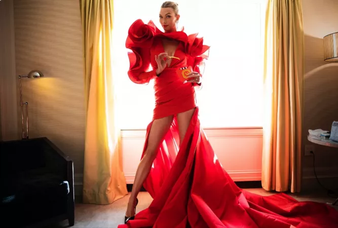 Karlie Klose by Cum2celebs