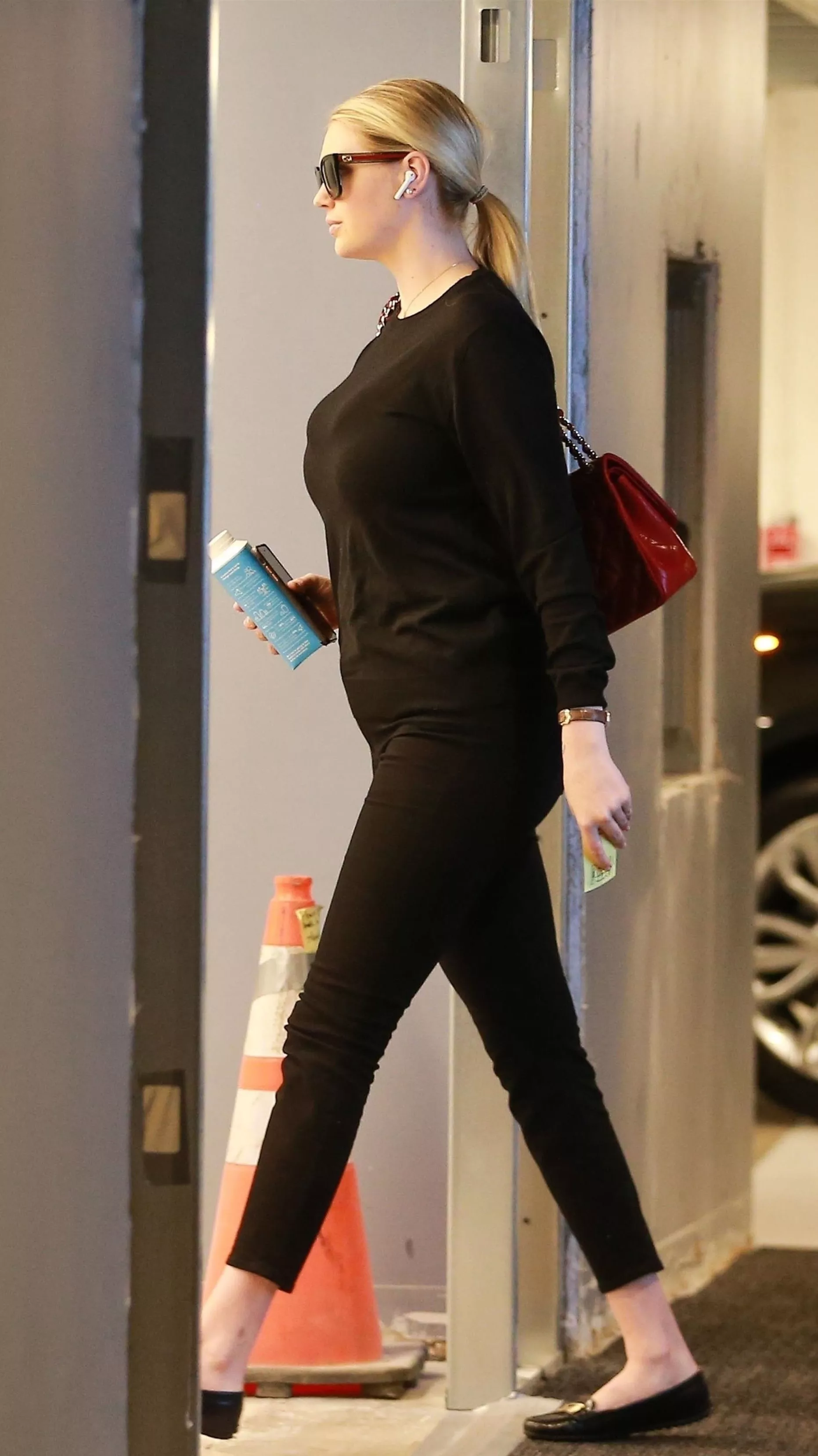 Kate Upton spilling out (+Album) posted by snackesmcgee