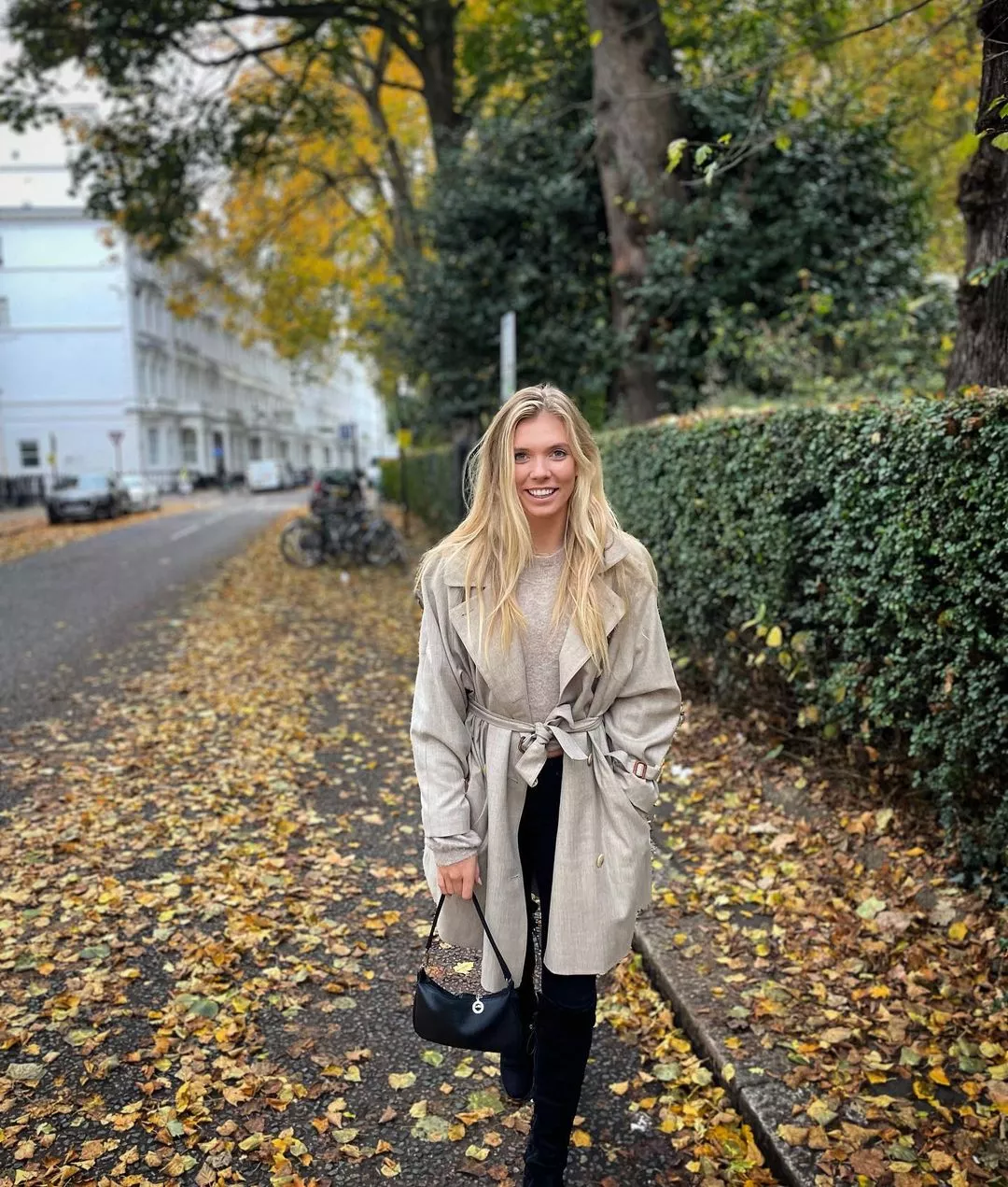 🇬🇧 🎾 Katie boulter wants to get cozy with you - what do you do? posted by CactusCrusher