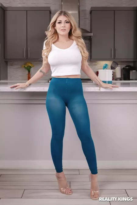 Kayla by Hot_Recording1521