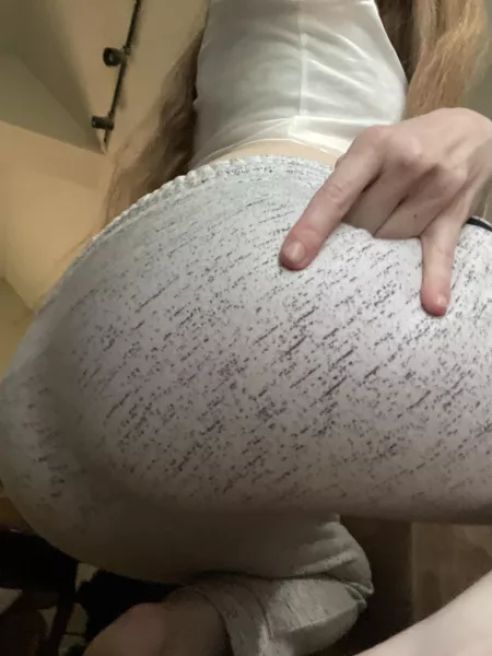 Keep it comfy by KiKiPAWG