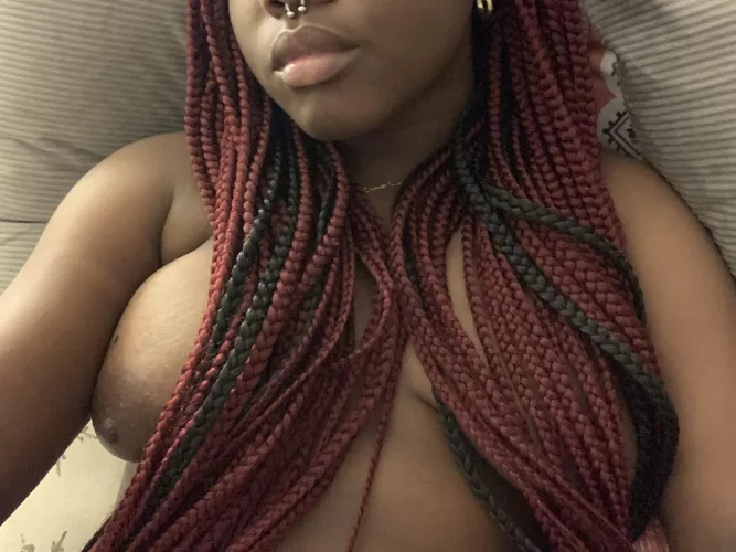 keep me company by bloodofmedusa