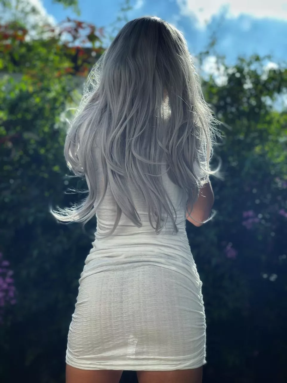 ‘Keep your face to the sun and you will never see the shadows’ posted by Babebodysuit