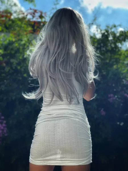 ‘Keep your face to the sun and you will never see the shadows’ by Babebodysuit