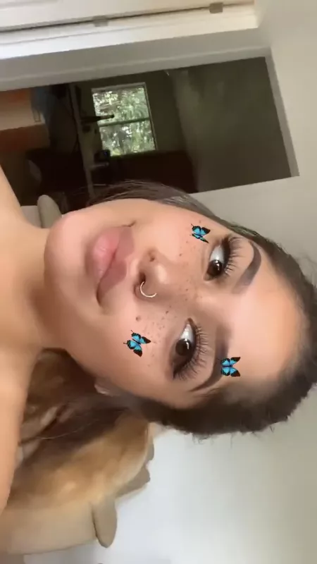 Keeping getting told I have dsls so I wanted another opinion 😅 by camy_cam