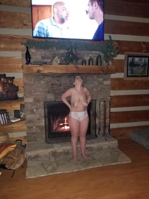 Keeping my buns warm on a chilly evening by Maybeme46