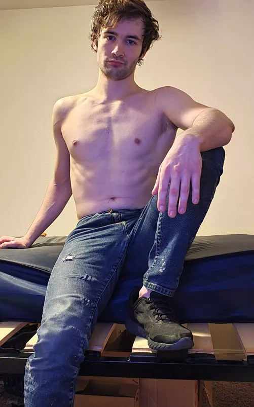 Keeping my reddit active :D by Brandon110011