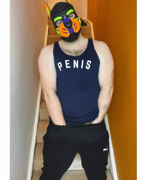 Keeping the paws warm 🐾 there’s room for more - instagram: pup.Spencer by Pupspencer