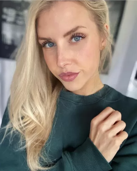 Kerrin Saathoff by Justforfun218