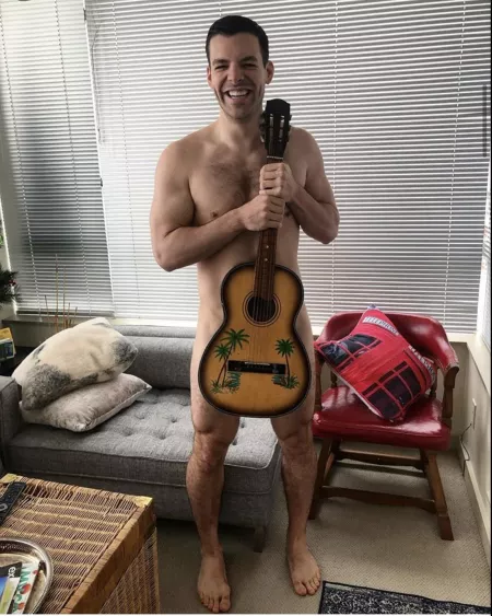 Kevin being a tease by [deleted]