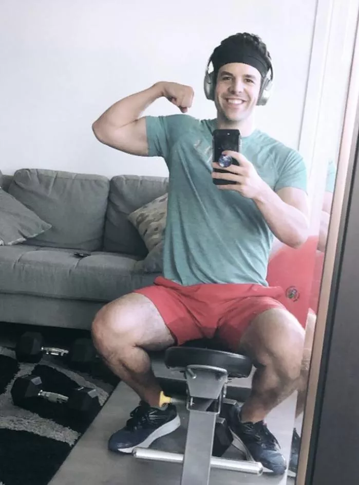 Kevin Martin dickprint + muscles posted by bigbrotherdicks