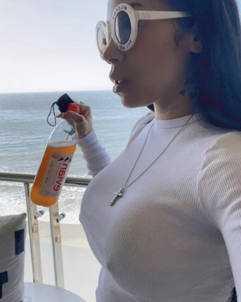 Keyshia Cole posted by steakand_bourbon