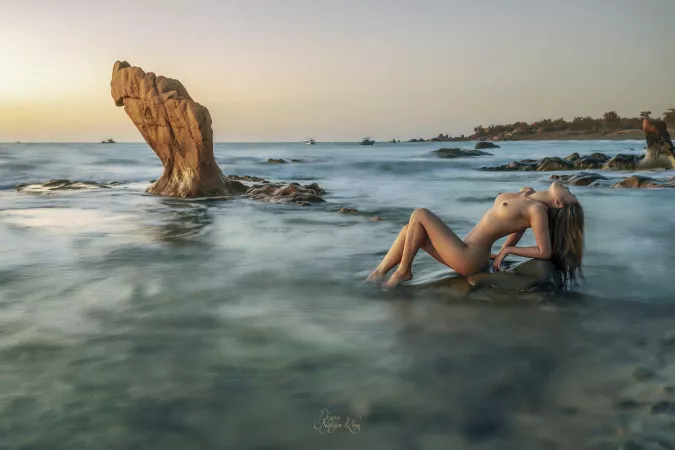 Khoa Dragon Nguyen (Photographer) by tasmanbayphotography