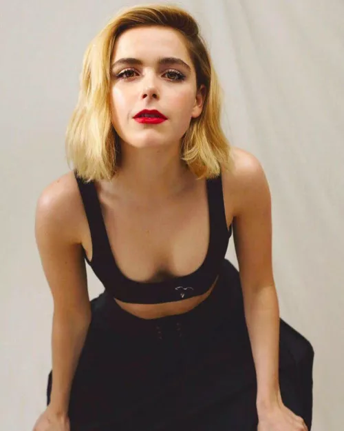 Kiernan Shipka is so underrated, can someone help me cum for her? by charliel370