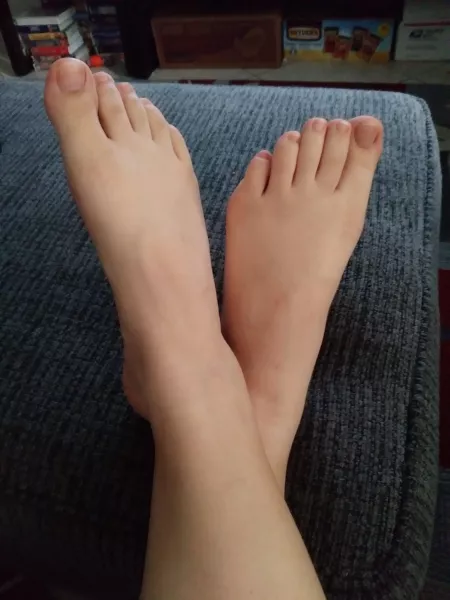 Kik me @freefallwithmee accepting requests 😉 by freefallwithmee