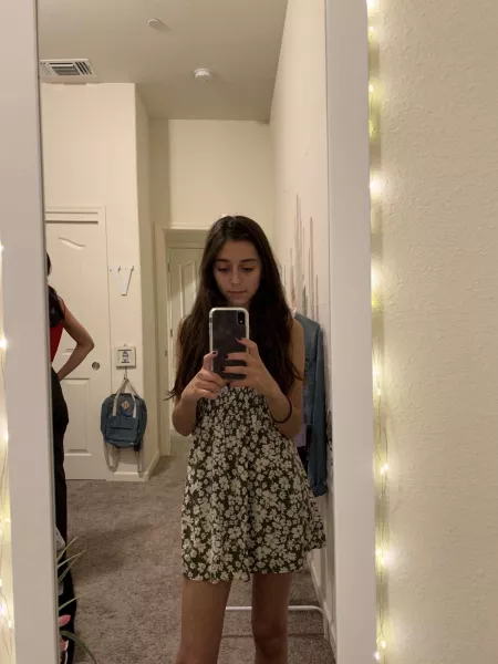 Kik nuttondessi69 with your cock over me by Dessicum