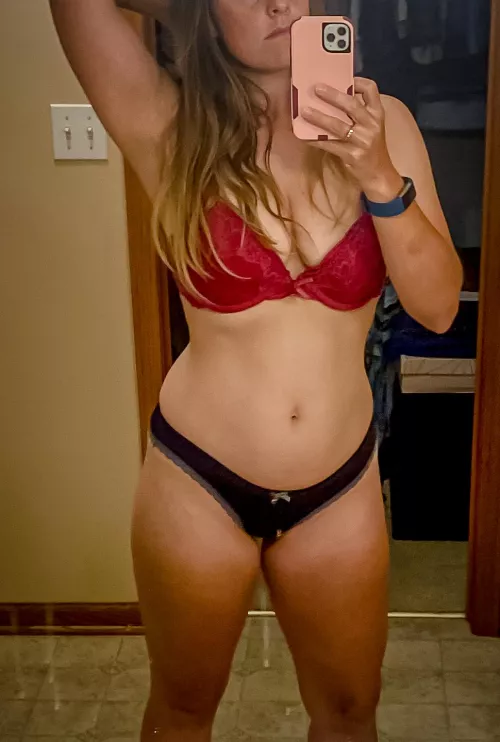 kik - wrench789 sample or no reply! similar body +, long term traders ++ by wrench789