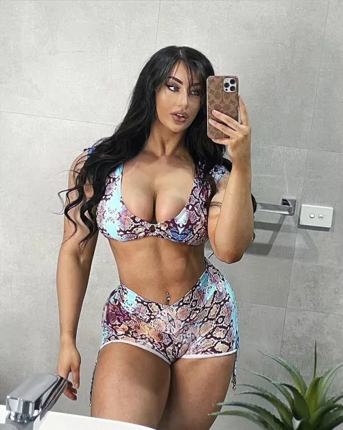 Kiki is absolute perfection by theLad67