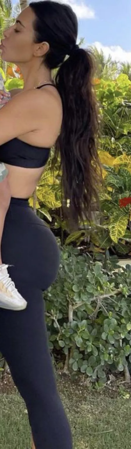 KIM K 8/17/21 by newmikec05