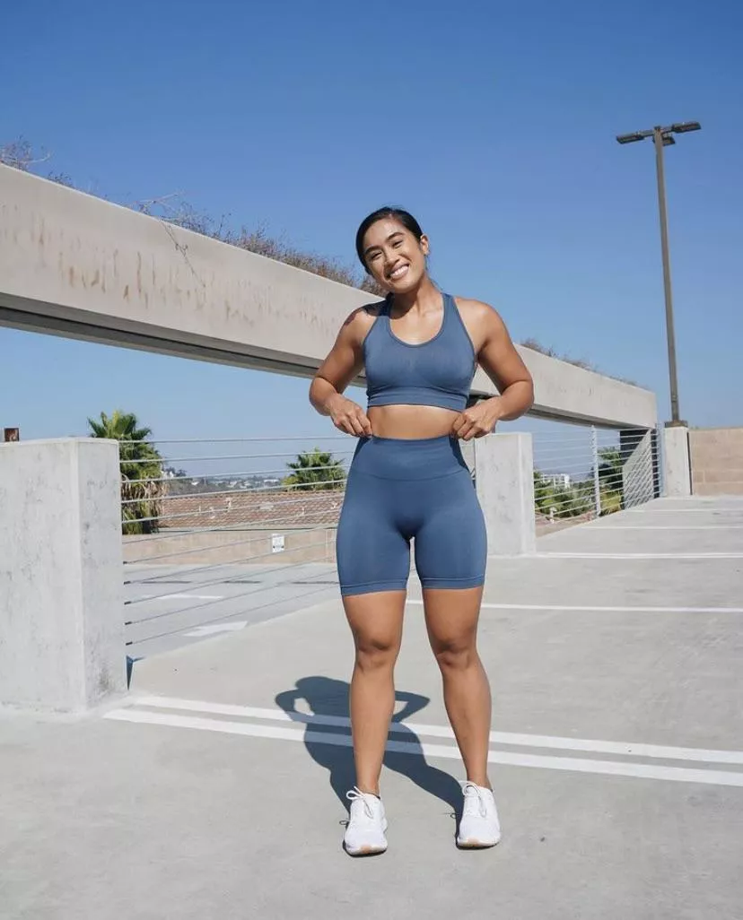 Kimmy wears them well posted by gorillabumper