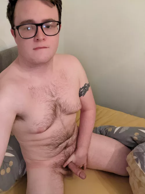 Kind of hoping someone I know irl recognises me... by [deleted]