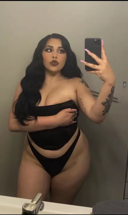 Kind of nervous posting this.. don’t be mean 🥺 by anastasiadior