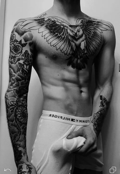 Kinda feel like a Tommy Hilfiger model in this😏😜 (M) by cozyboy0311