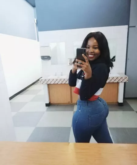 Kinda girl you wanna smash by LasherDeviance