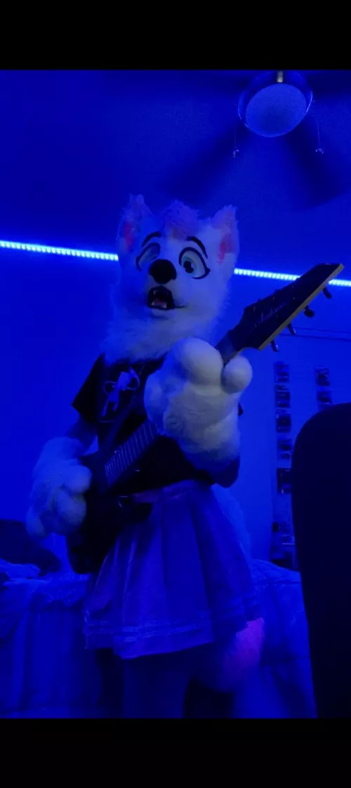 Kinda hard to play with paws :3 by ShallowBayXI