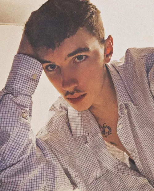 Kinda hot in my room 🥵 by _cj_1999