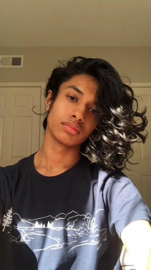 kinda lonely by 94rithwik