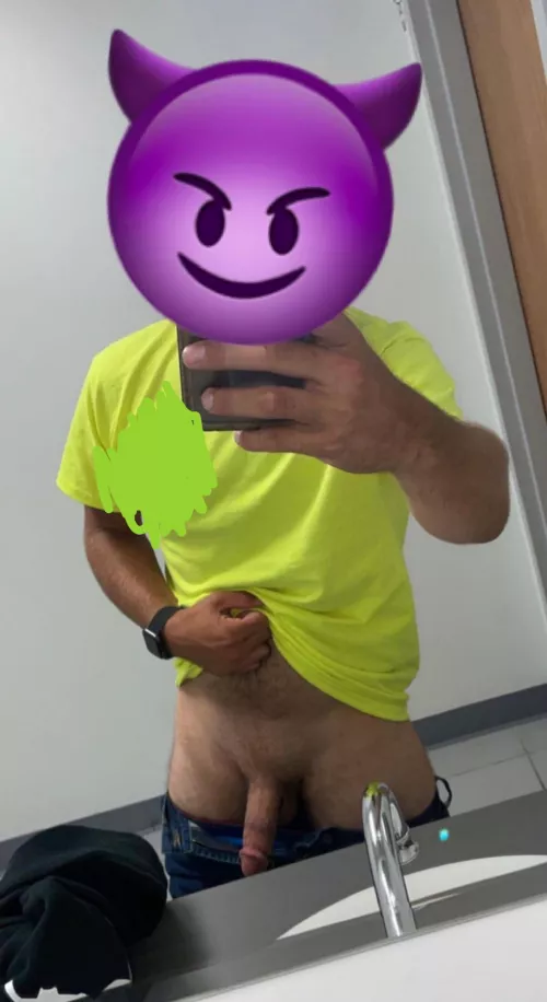 Kinda prefer how my dick looks when it’s soft compared to it fully hard … my bro said he agrees with me. by NotABuick_