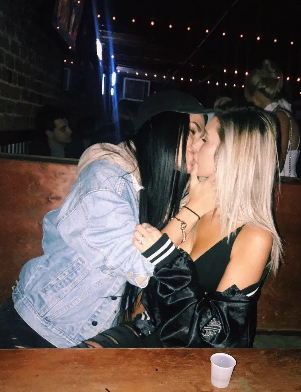 kiss during dinner posted by flyersfan124