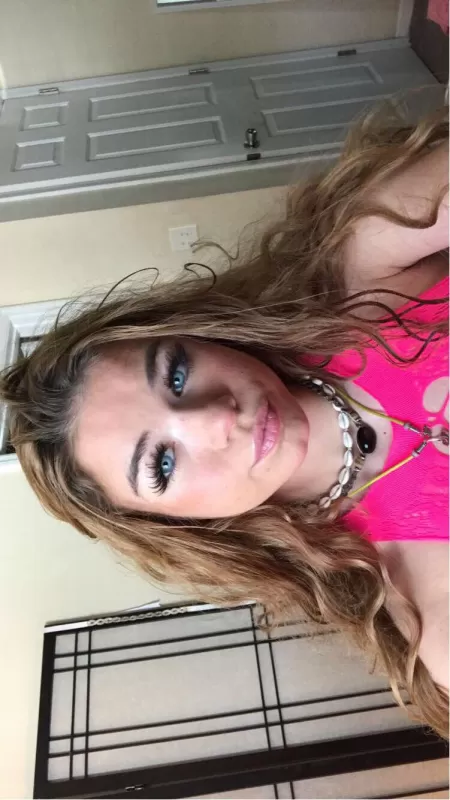 kiss me ?🙈💋🍒 by theaurorajade