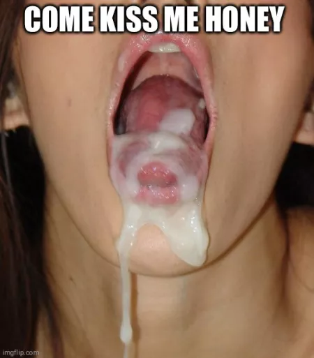 Kiss me by howhardcouldibe