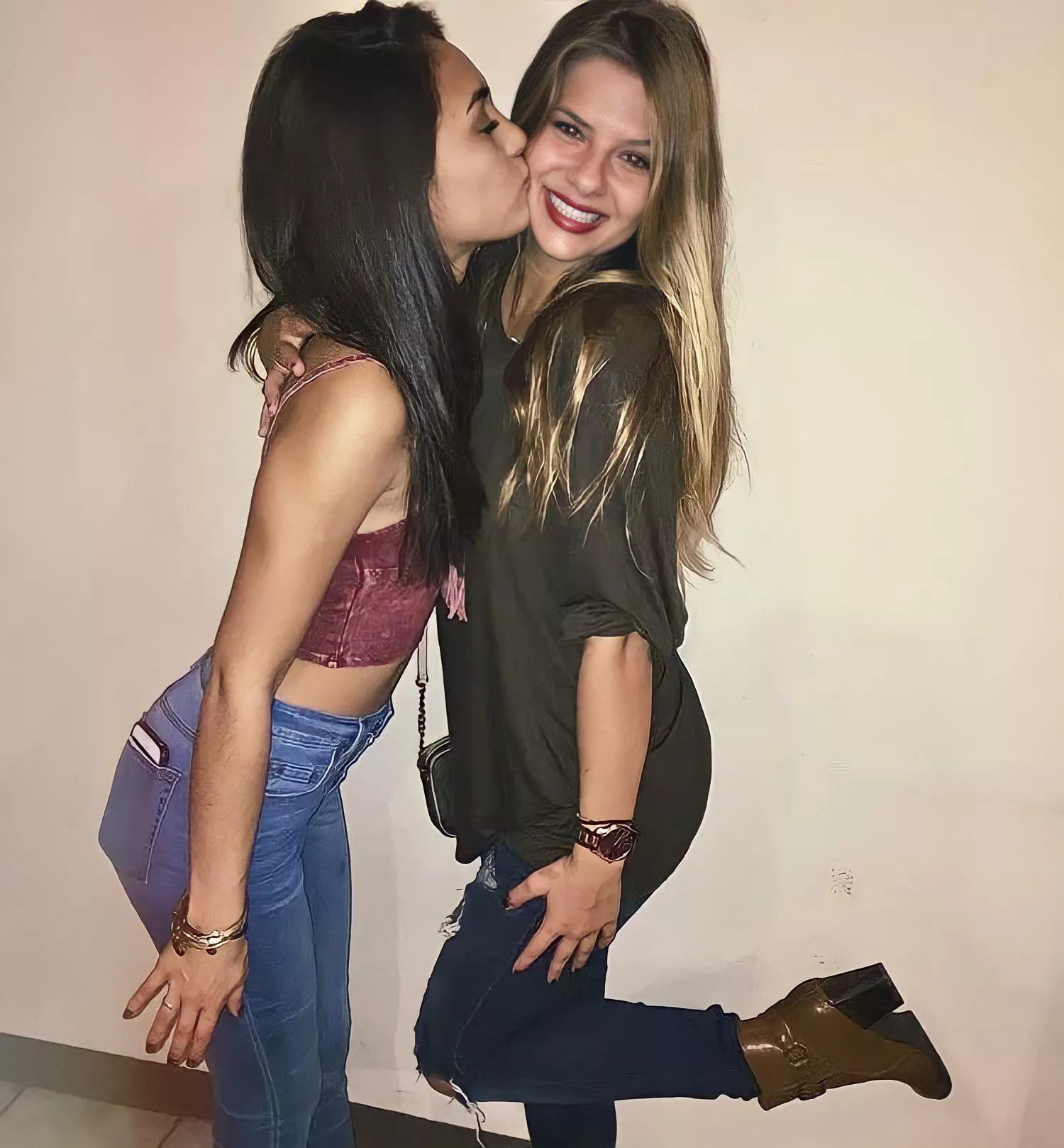 Kiss on the cheek posted by RealGirl_king