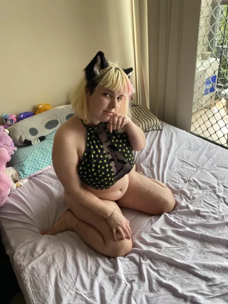 Kitty keeping claws sharp by Sluggyshy