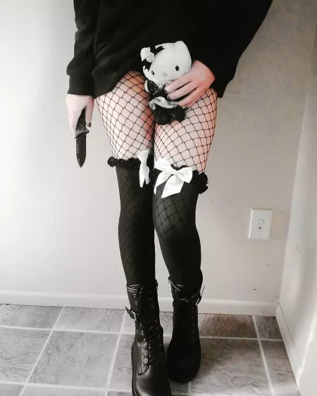 Kitty by jesswestcoast