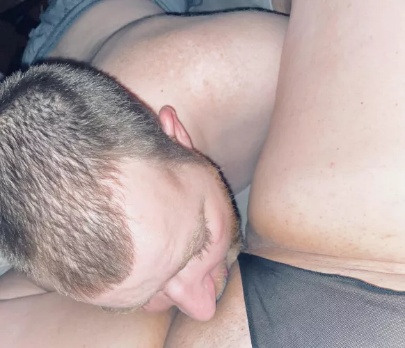 Kitty time 😏😽 by RaeBebe