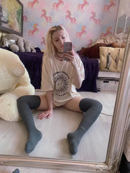 ♡ Knee socks are my favourite thing to wear ♡ by littlepepperpeach