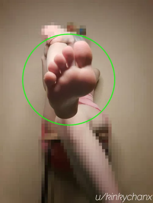 👑 Kneel down and lick your Princess feet, slave 👑 by kinkychanx