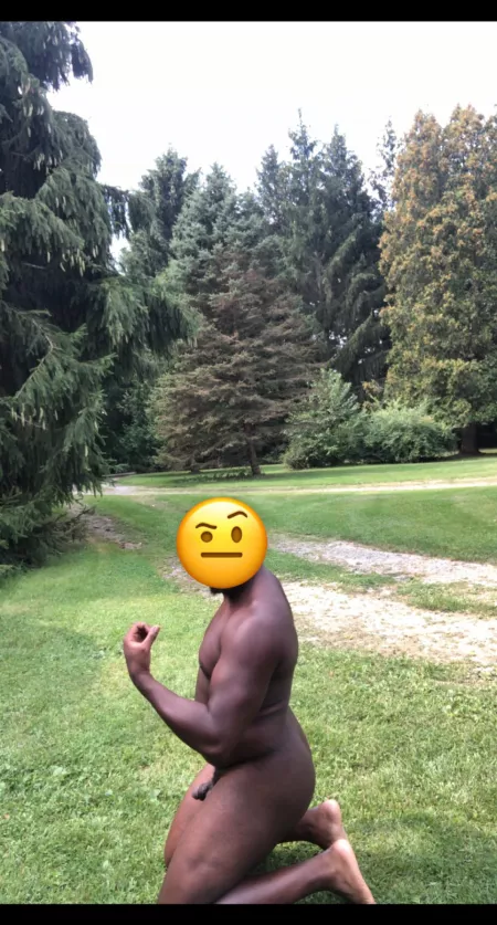 Kneeling King by darkchiefrises